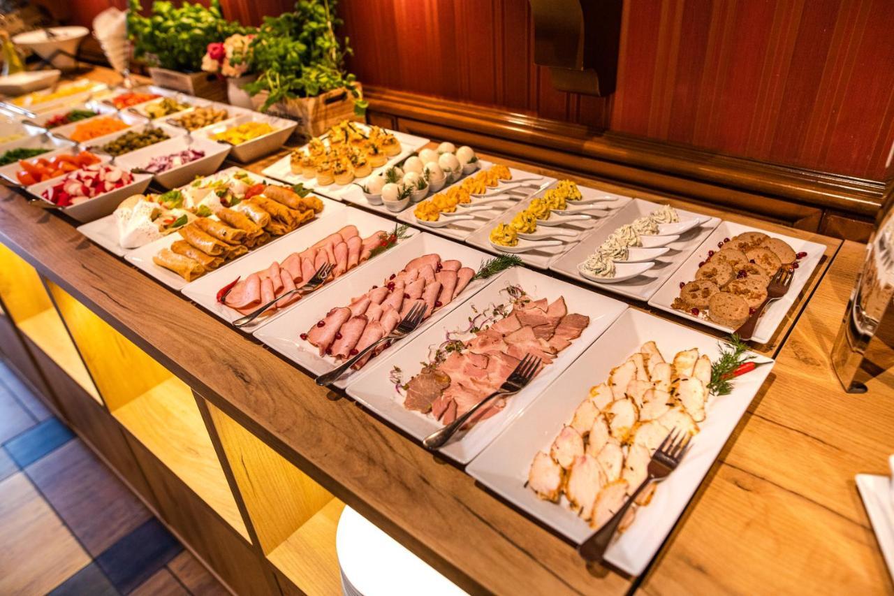 Premium Hotel Bacero Вроцлав Экстерьер фото
