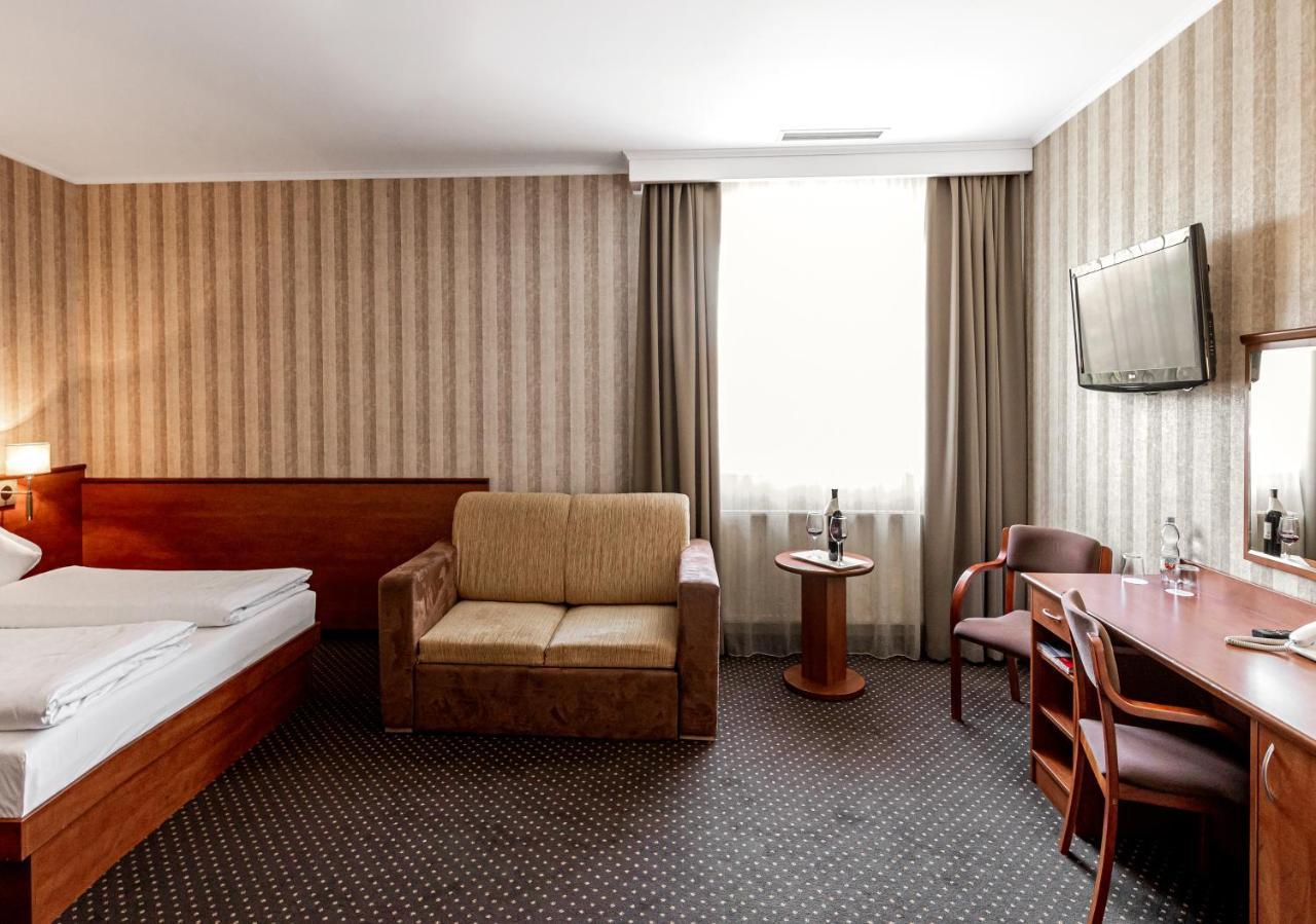 Premium Hotel Bacero Вроцлав Экстерьер фото