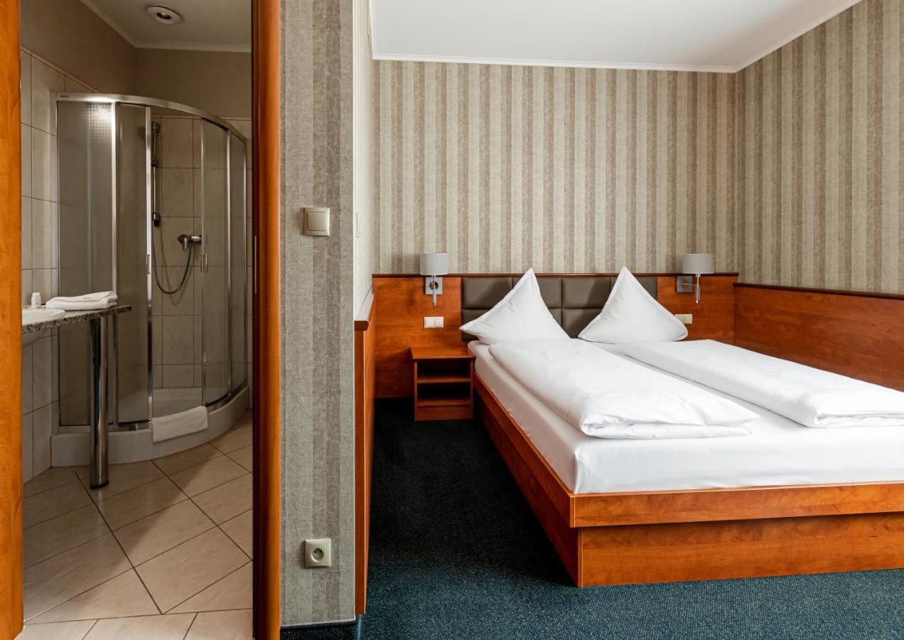 Premium Hotel Bacero Вроцлав Экстерьер фото
