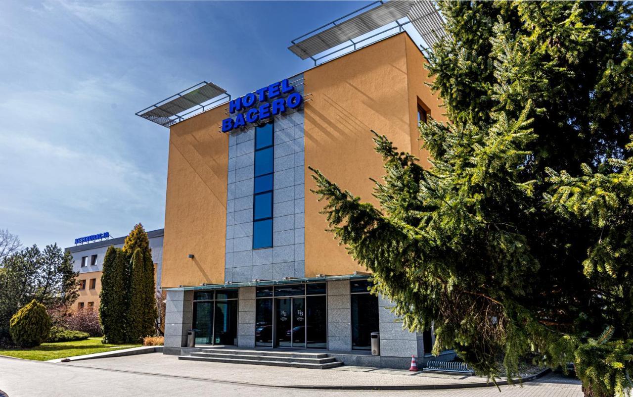 Premium Hotel Bacero Вроцлав Экстерьер фото