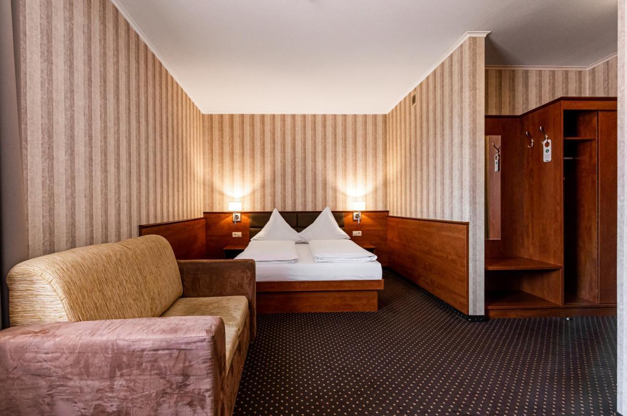 Premium Hotel Bacero Вроцлав Экстерьер фото